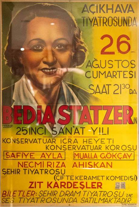 Tiyatro Afişleri